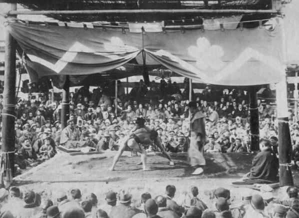 相撲, 1890年代の取り組み風景(撮影者不詳)