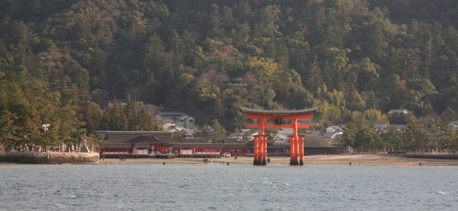 厳島神社