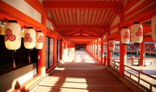 厳島神社