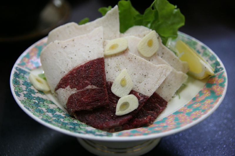 Kumaniku (Bear meat)