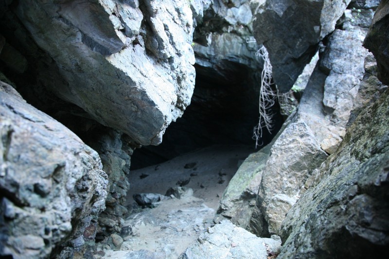 Kumaya cave