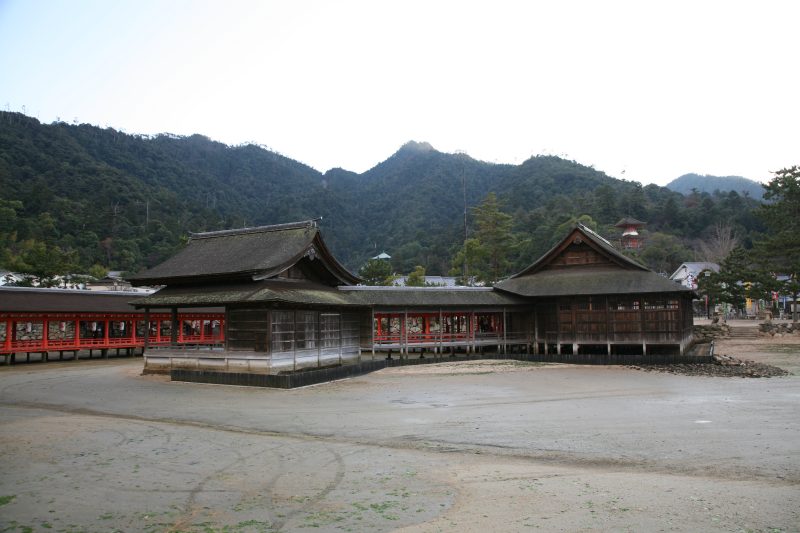 Itsukushima jinja