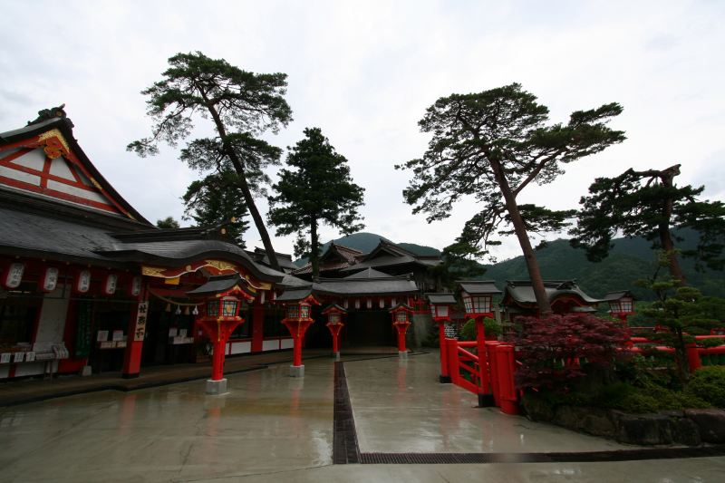 太鼓谷稲成神社