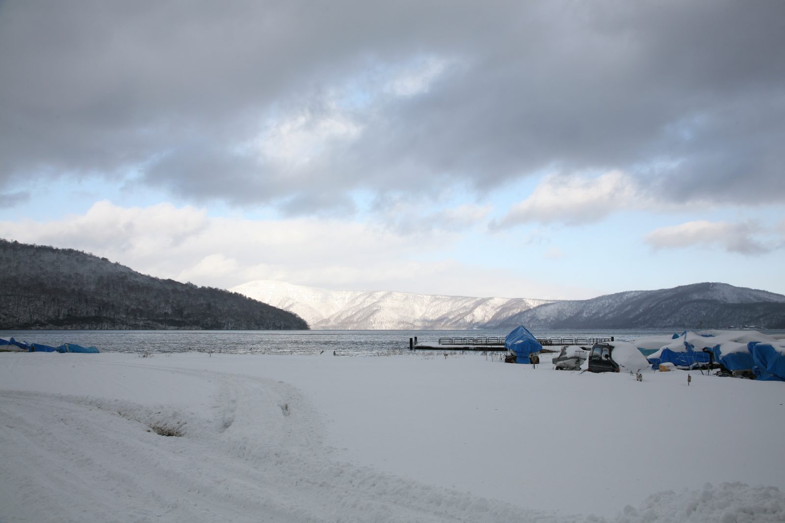 冬の十和田湖