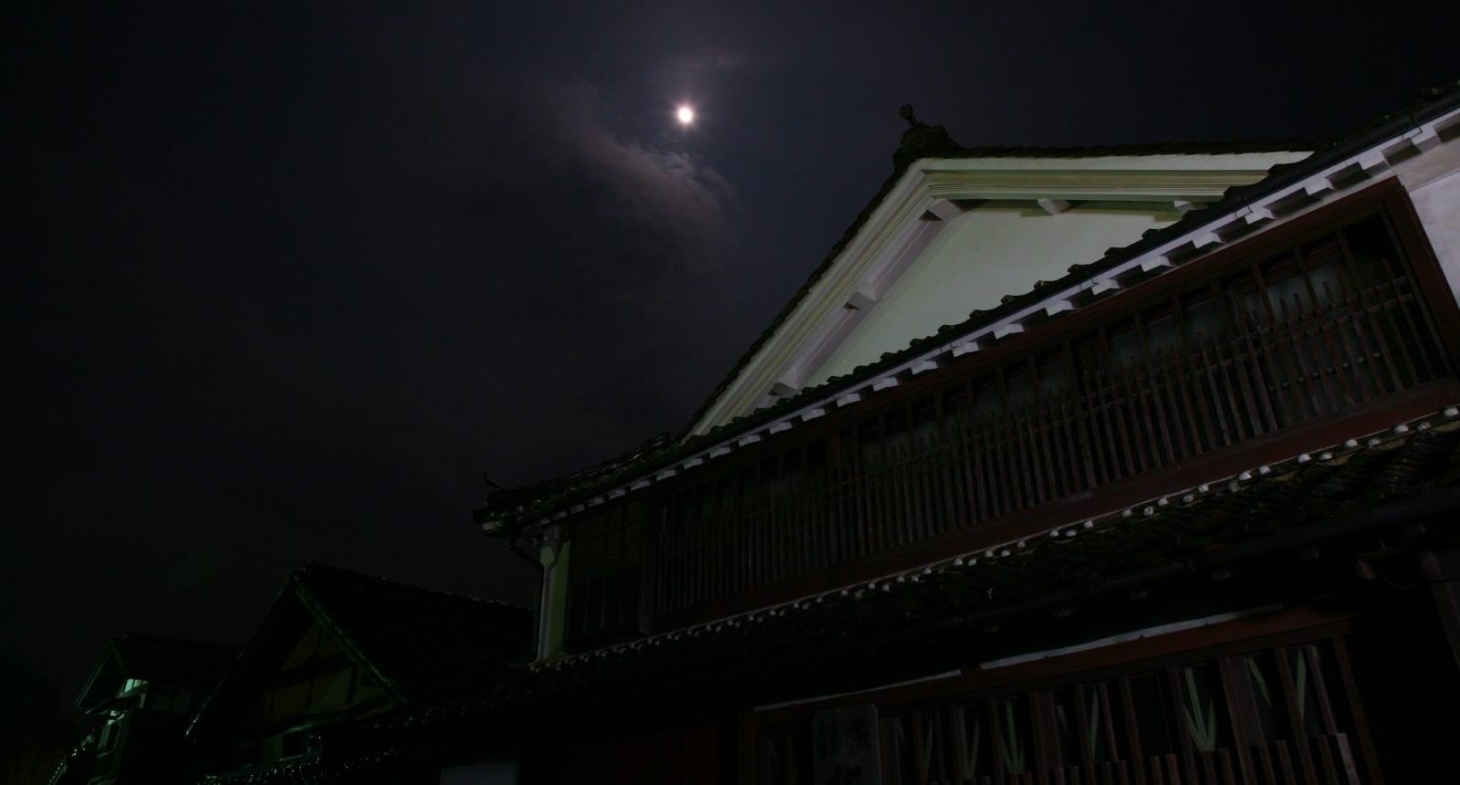 日本の夜 月夜の吹屋