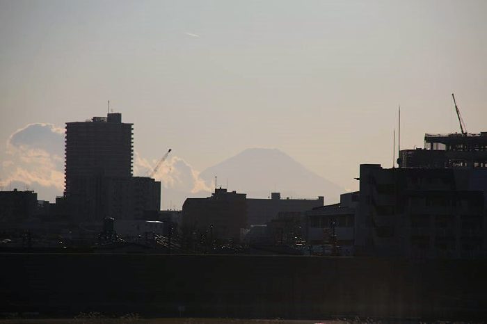 小菅西公園から見る富士山