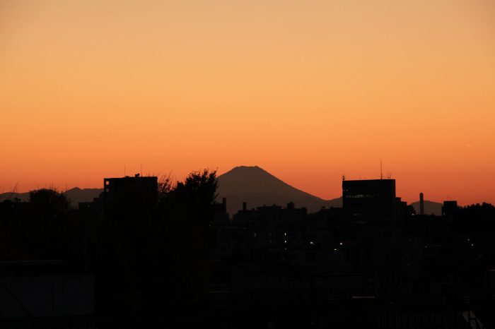 新宿から見る富士山