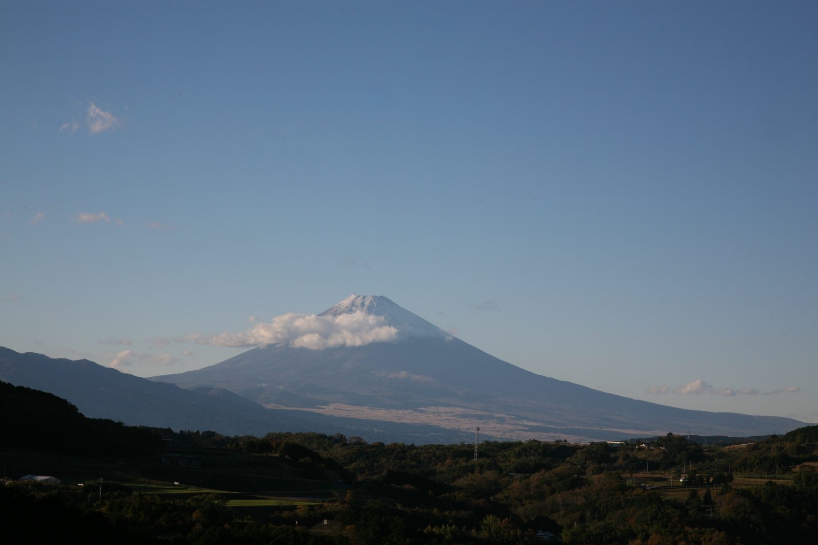 伊豆半島から見る富士山