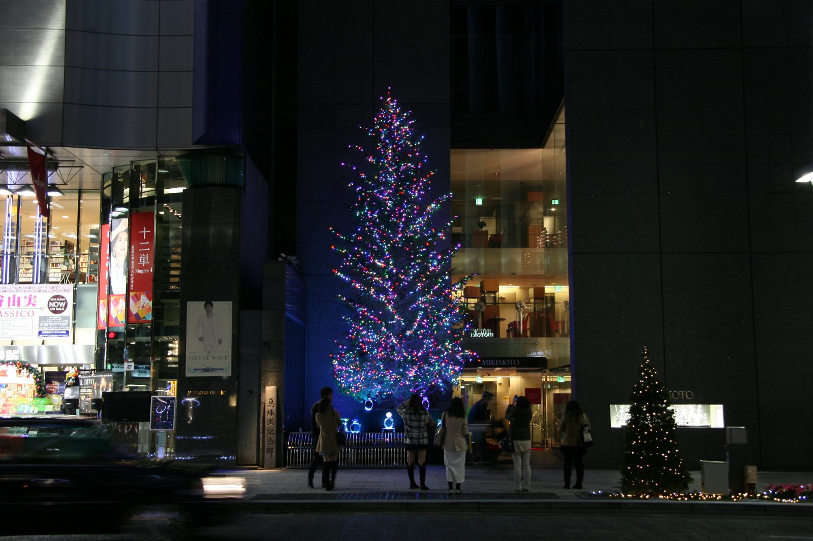 東京の夜の風景　銀座