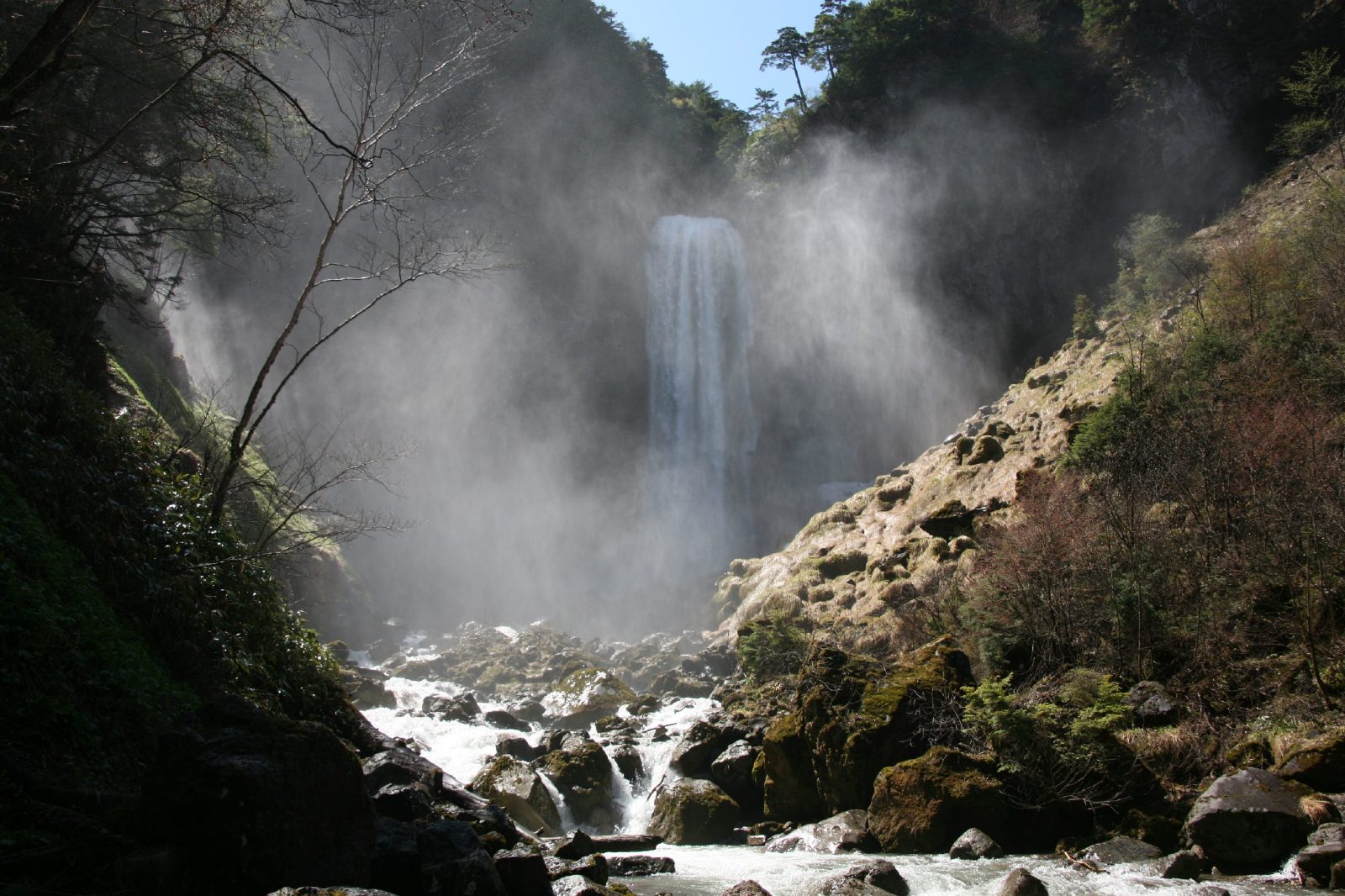 Hirayu falls