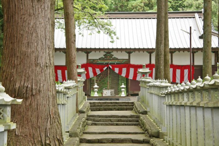 山宮浅間神社　籠屋