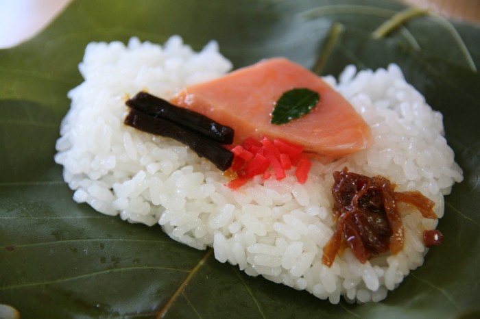 朴葉寿司
