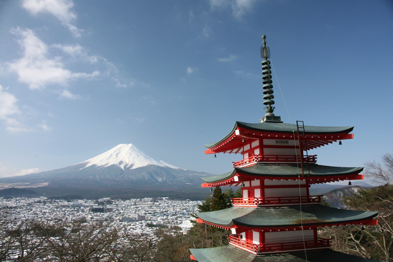 五重塔と富士山 | JAPAN WEB MAGAZINE