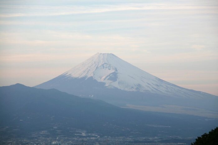 冬の富士山のある風景　日本の美しい風景　