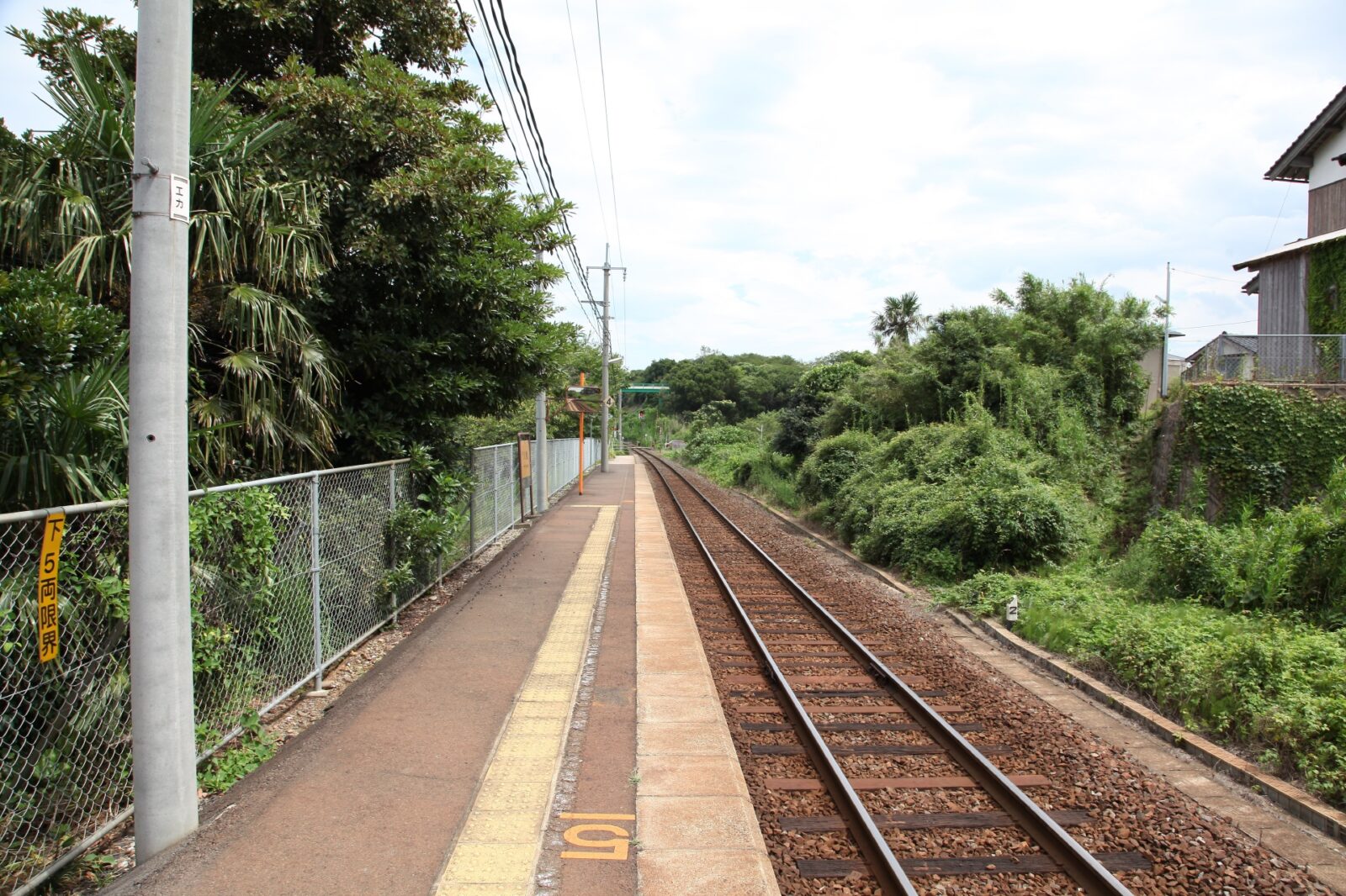 駅のある風景　日本の鉄道駅の風景