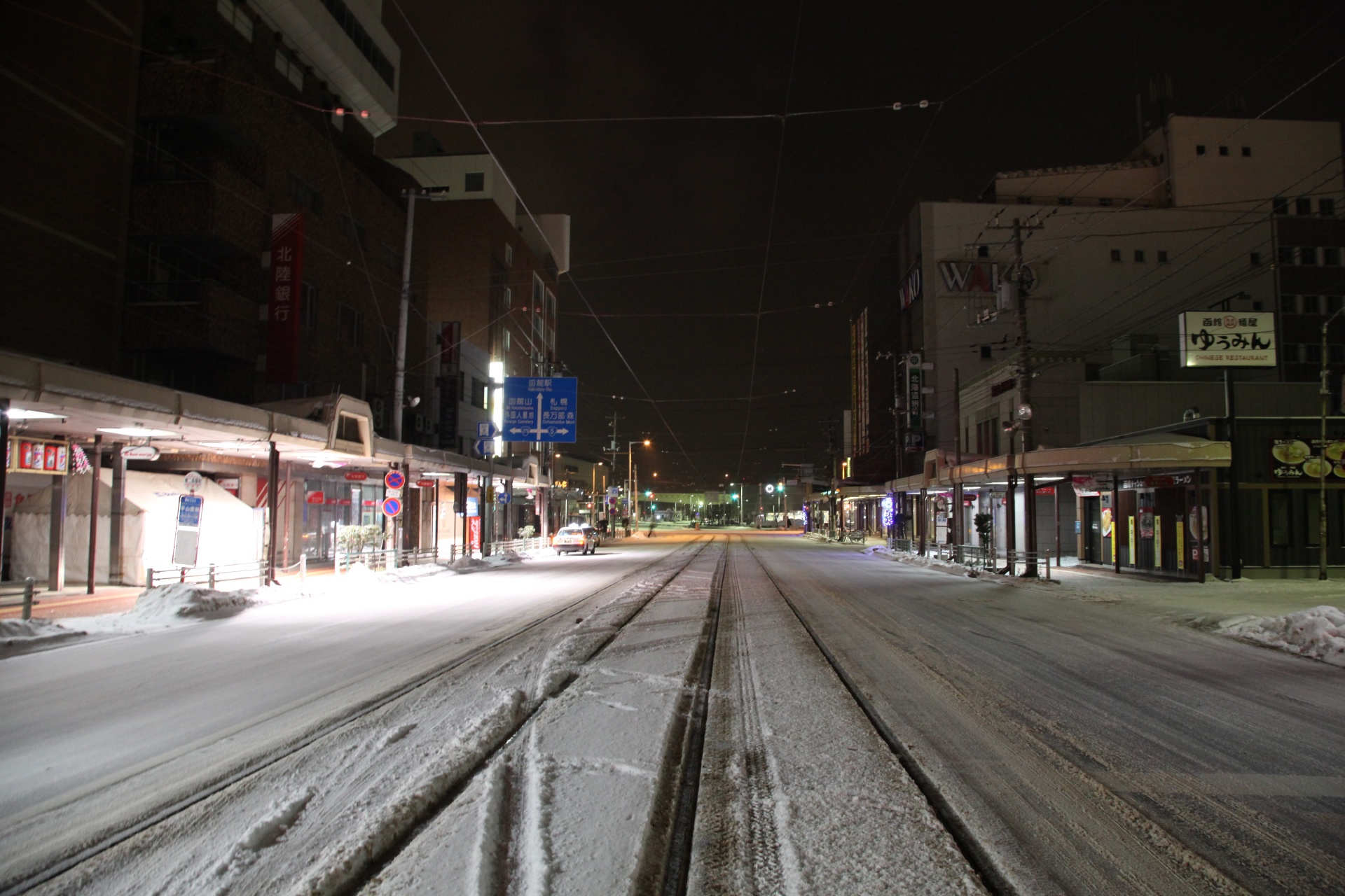 日本の冬の夜