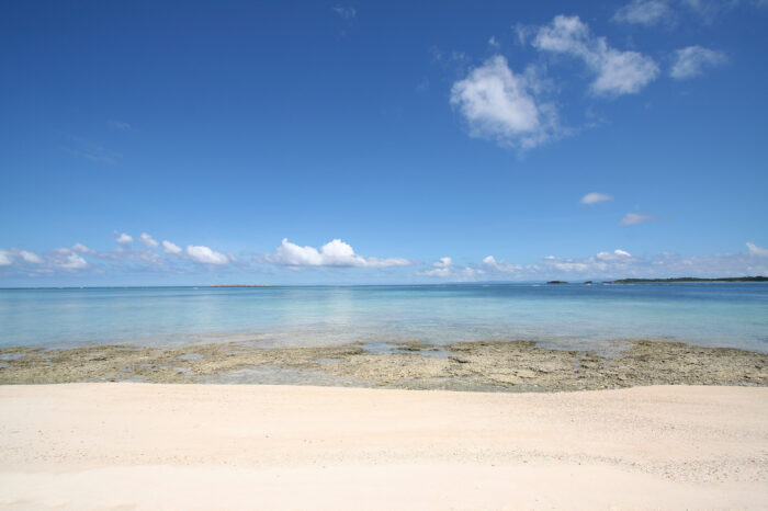 夏の沖縄の海で気を付けるべきこととは？？夏の沖縄の海で安心して泳ぐには？　「注意喚起」
